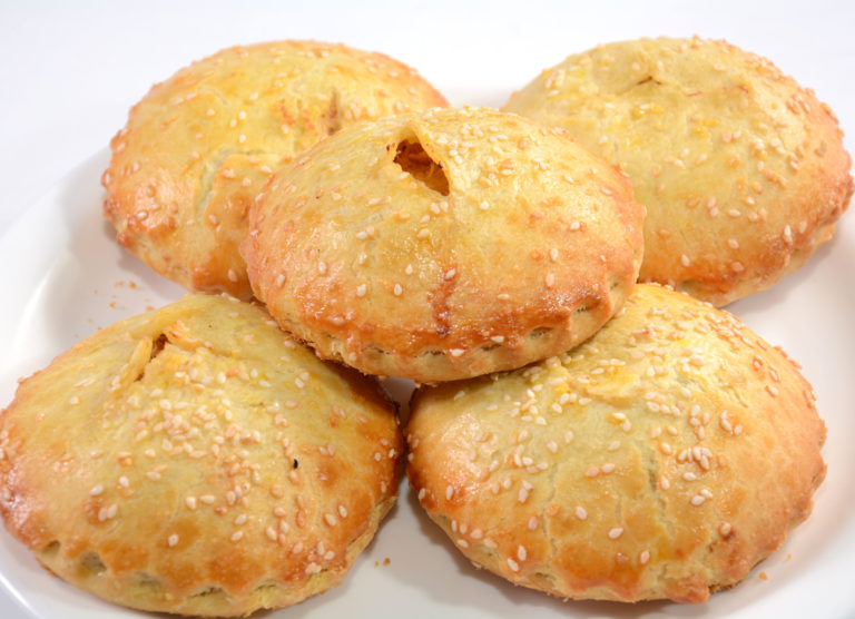 Torta de Frango com Requeijão